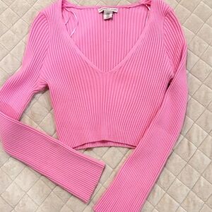 Pink Ribbed V-Neck Cropped Sweater